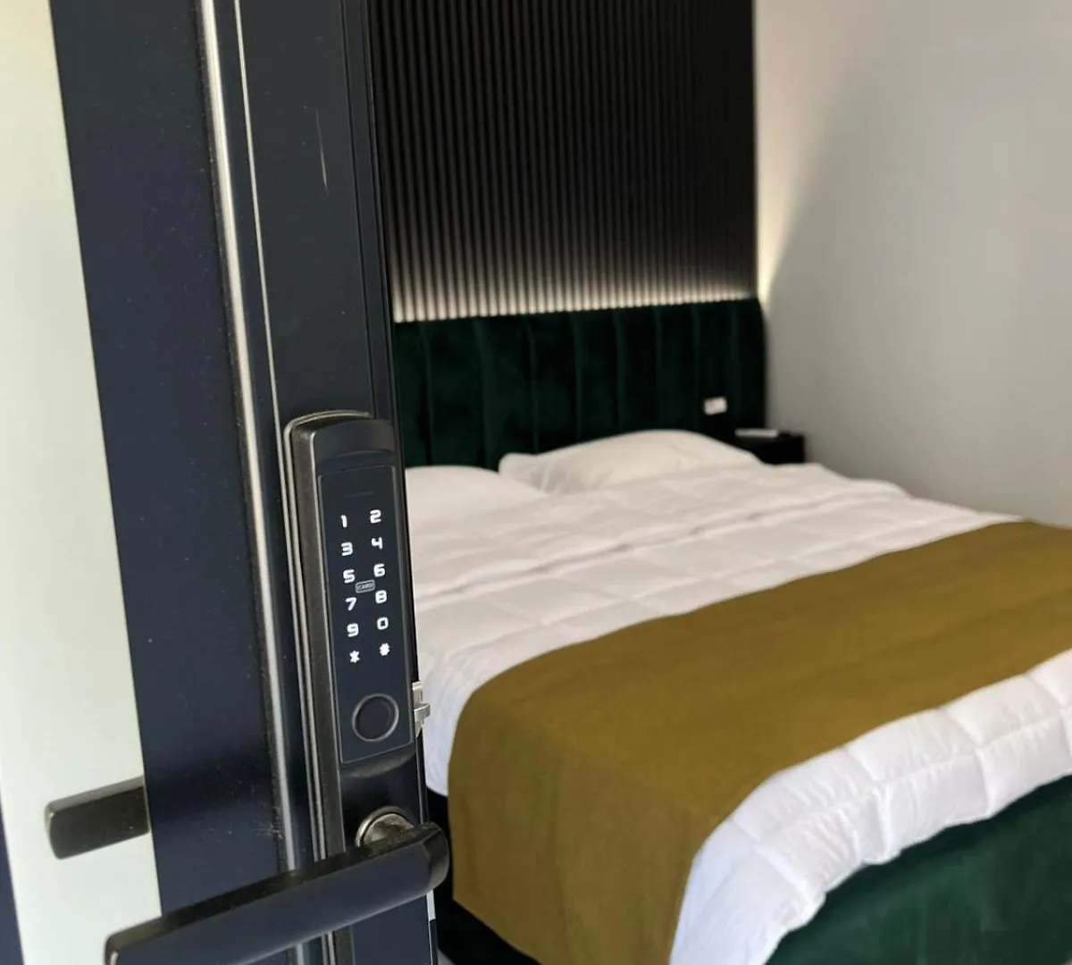 Cozy Corner Rooms Golem